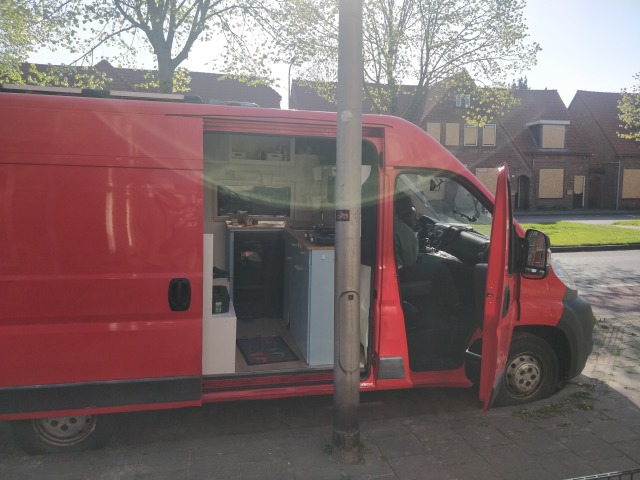 Loading up the van! IMG_20250412_102924